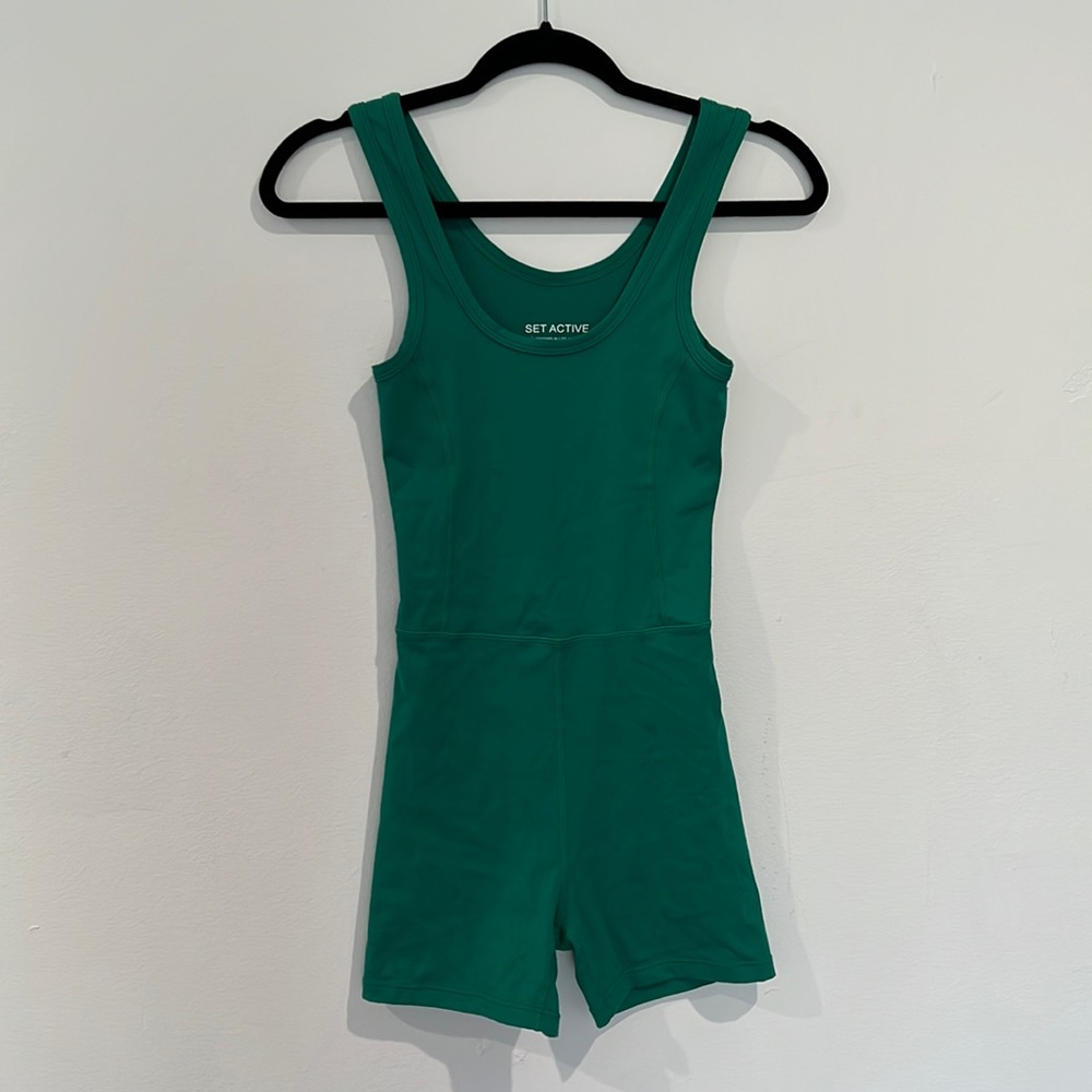 Set active shorty suit